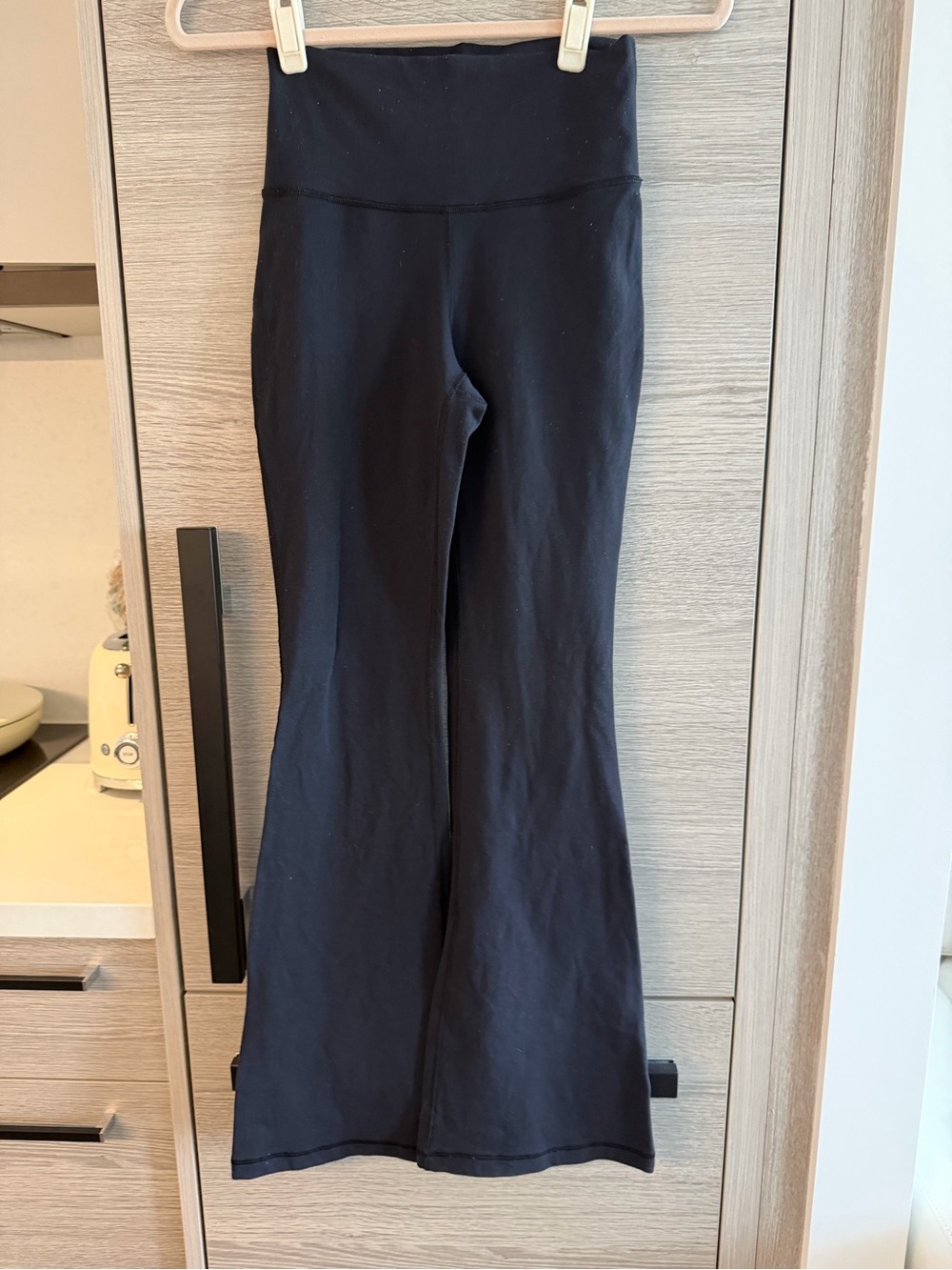 Aritzia flared legging pant